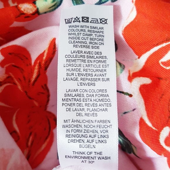 ASOS Pink & Red Roses Bubble Hem Short Dress - Picture 11 of 13